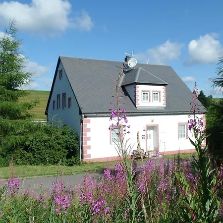 Melusine בית הארחה *